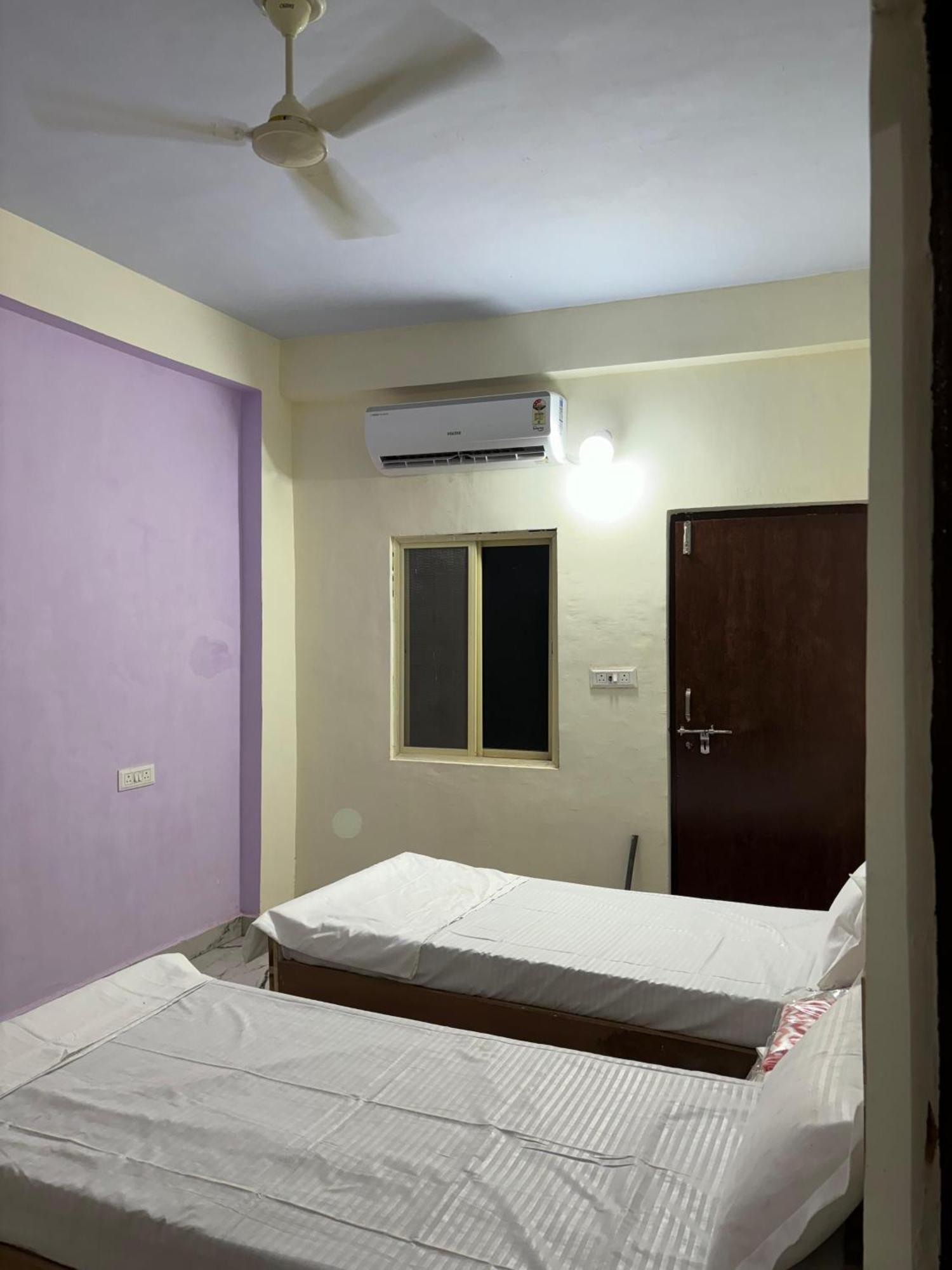 Bssn Guest House Gwalior Eksteriør bilde
